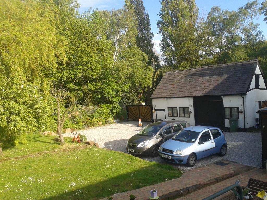Brook Barn B&B Hale  Экстерьер фото